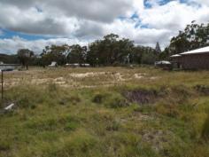 7 & 8 Calvert Road Glen Aplin Qld 4381 Cheap building blocks at Glen Aplin...Lot 7 has an area of 804sqm and
Lot 8 has an area of 814sqm. Both blocks are level and cleared and have
power and phone at the front and crossovers are in place. The township
of Glen Aplin is located 10 minutes South of Stanthorpe in the heart of
the vineyard country. Priced at $20,000 each.
Genuine reason for sale. Do not miss this opportunity.