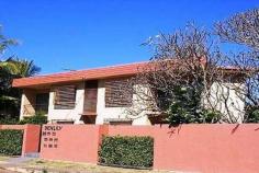 5/39 Collins Street Clayfield QLD 4011 COURTYARD APARTMENT UNDER OFFER Lovely One Bedroom Unit in Clayfield Central ready for the discerning Investor. Very Private here with your own Courtyard in which to ponder. * 1 Bedroom * 1 Bathroom * Lounge Room * Storage Room * Single Lock Up Garage * Currenntly Rented @ $280.00 per week Lease End 23/01/2014 * Ready to move in to!! * Body Corp Fees = $ 2,520 pa * BCC Rates = $1,220 pa Total Income: $14,560 Total Outgoings: $3,740 View Sold Properties for this Location View Auction Results General Features Property Type: Unit Bedrooms: 1 Bathrooms: 1 Outdoor Features Garage Spaces: 1 $290,000 Under Offer
