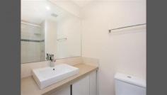 407/9 High Street, North Melbourne, VIC 3051 $165,000 - $175,000 Only minutes walking distance to Melbourne University and RMIT. This delightful studio apartment only minutes away from Melbourne University, RMIT, Royal Melbourne Hospital, Royal Park and Queen Victoria Market with all transport and services at your doorstep. Featuring a bedroom with double bed and a separate bathroom, a modern kitchen with microwave, bar fridge and gas cooking, separates living space with study desks, TV, high speed internet point, heating and cooling, cutlery and crockery provided, modern bathroom.