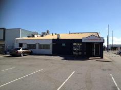 1/1162 Albany Highway, BENTLEY WA, 6102 HIGHWAY LOCATION - GREAT EXPOSURE
Busy highway location prominent building near Bentley Centre Plenty of onsite park, front and rear entrances, offices on 2 levels Existing fit out with quality partitioning and offices Rent $3590 per month + GST + outgoings Est at $450pcm