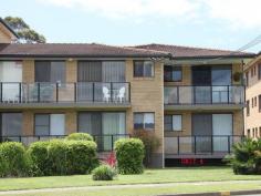 4/76 Little Street Forster NSW 2428 195,000 WALLIS VIEW Vicki Bidner Vicki Bidner vickibidner@noblerealty.com.au 0423 551 467 * Ground floor one bedroom front unit in "Wallis View" facing Wallis lake * Combined lounge, dining and kitchen * Balcony to enjoy the views of Wallis lake * Being sold as fully furnished and currently used for holiday letting * Security gated parking * Communal laundry and BBQ area