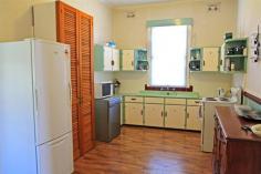 15 Bronwyn Street Telarah NSW 2320 TELARAH $385,000 $385,000 * 3 bedroom federation home in highly sought after Bronwyn street. * Wide polished floorboards under ornate 10ft Ceilings. * Ducted air-con throughout * Inground saltwater swimming pool. * Driveway access to rear 3 door lock up garage. * Large outdoor entertaining area. * Separate single lock-up garage * Second toilet * Kitchen opens through to dining room * Open Fireplace in dining room and living room * Fully fenced yard * Rear Sunroom ideal for a second living area. Property Type House Property ID 11709100239 Street Address 15 Bronwyn Street Suburb Telarah Postcode 2320 Price $385,000