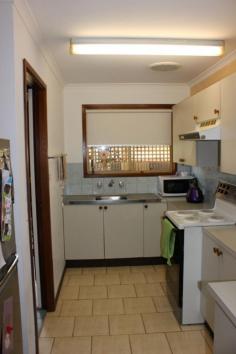 12/26-28 Ashmont Avenue Ashmont NSW 2650 Neat As A Pin Two good size bedrooms with built ins and ceiling fans Galley style kitchen with plenty of cupboard space Open plan meals and living area Wall air conditioner heating and cooling Paved outdoor courtyard with undercover area Currently leased for $235/week