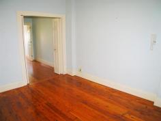 4/37 Elizabeth Bay Road Elizabeth Bay, NSW 2011 This peaceful and comfortable One Bedroom plus Study features a renovated bathroom with marble vanity, polished floorboards throughout, and high ceilings. Also includes the conveniance of a washer/dryer and wardrobe. Quietly located at the rear of the building only minutes to cafes, shops, transport and parks. Features » Polished Timber Floors » Combined Washer/Dryer » Seperate Study Area » Renovated Bathroom » Art-Deco Security Building