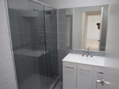 50/436 Safety Bay Road SAFETY BAY WA 6169 Very neat and tidy 2 bedroom apartment at the very front top floor of the Surfside apartments complex. With magnificent sweeping ocean views of the Warnbro Sound and right next door to the proposed Lumia Complex- fantastic opportunity to nest or invest in an absolute water front abode – for under $400K. Where else in the world is this possible? Act now, call today for your private viewing.