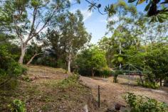 15 Noble St Hornsby NSW 2077 An opportunity is presented here to knock down the old house and build
your dream home in such a quiet and convenient location. The land is
approx. 1094m2 and offers plenty of scope to build a beautiful home with
views across bushland. Situated in the eye of the cul-de-sac, the
property is in a top location within a walkable distance of 3 train
stations, bus transport, Hornsby Business and Retail Centre, numerous
highly respected schools including; Barker College, St Leo's, Hornsby
Girls High, Normanhurst Boys High and Hornsby South Public School. It's
hard to find a large block of land in an enviable location such as this.
The property is to be auctioned on Thursday December 11th at 6:30pm unless sold prior.