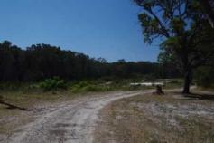 Full of rustic charm, this 2 bedroom cottage
sits on 79 secluded acres adjoin Hat Head National
Park. Ideal for those who enjoy the coastal climate
and peaceful bush setting the property features
power, modern septic system and tank water. There
is a good gravel access road from Belmore River
as well as a track through the National Park to
Hat Head. Where else will you find such an idyllic
spot in this price range?
