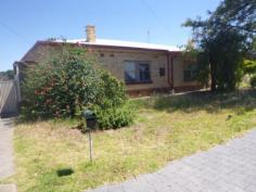3 Benham St Elizabeth East SA 5112 This family home offers 3 bedrooms, wooden floor boards,separate toilet,
bath, large yard and close to schools, transport and shopping precinct.
To view contact Margaret on 0414 226 877 or email manager@dmkohlhagen.com.au
