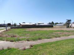 Lot 3, 15 Pioneer Street
Findon
SA
5023 14.18 metre frontage….Wow!
Exciting New Land Release, Will Sell Fast!
Lot 1 of 15 Pioneer Street, Findon is approximately 305sqm with a 12.00 metre frontage (approx).
Walking distance to Seaton Primary School and the recently upgraded
Westside Findon shopping centre comprising of Foodland, Coles and
approximately 29 specialty shops and close to Findon Reserve (Don
Klaeber Reserve) boasting a lovely big oval, Woodville Lacrosse Club,
Woodville District Baseball Club, Findon Kids Cycle Speedway, a
children's play area and multiple tennis courts.
Findon Road and Trimmer Parade are both within easy walking
distance, providing handy access to public transport, restaurants and
cafes, Great Location!
House & Land Packages are with Sterling Homes (Peter Finocchio:
mobile: 0411 170 101) so please call the agent for further details.
Minutes to the Royal Adelaide & Grange Golf Clubs.
Position perfect with close proximity to all necessities including
sporting facilities, entertainment venues and midway to Grange Beach,
Adelaide CBD and Adelaide Airport.
This allotment will sell Very Fast!…..so enquire now before it’s too late !
Make an offer Today!
Note: the proposed plan of land division plans attached are subject
to all necessary consents, therefore refer to the agent &/or
council &/or make your owner further enquiries to satisfy all your
requirements.