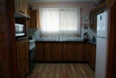 4/27 Doyle Street Singleton NSW 2330 $272,000 Web ID: 615 DUCTED AC.. LOW MAINTENANCE.. 50M TO HOSPITAL!!! Presented and maintained to the highest of standards, this 2 bedroom unit will prove to be a fantastic option for comfortable and secure living, or a great long term investment * town position within close proximity to the hospital * secure entry with intercom and buzzed entry as well as additional interior security system * ducted air conditioning * 7 metre lounge room with sliding door access to the 4 metre balcony * timber kitchen with a separate dining area adjacent and a skylight * 2 bedrooms both with 3 door built in robes and separate from the living areas * spacious bathroom includes timber vanity and separate wc * 6 metre deep lockup garage with auto light * natural gas hot water system * maintained lawns, gardens and entry foyer in this complex of just 4 units, 3 are owner occupied * with its great position and absolutely nothing to be done, enjoy immediate comfort!!