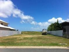 3 Windward Place Jacobs Well Qld 4208 Beautiful Waterfront Allotment - Great Buying Opportunity!!
Large 814m2 lot to water with views of two other canals. Walled both
sides. Last of the few left in established stage 3. Ready to build on
now. Level building block overlooking parkland.
Calypso Bay is only approx. 3 minutes to Jacobs Well Village, 8
minutes to the train station and 12 minutes to Ormeau Shopping Centre
and the M1 Motorway.
You are within walking distance to the tavern and marina. This
property comes with the added bonus of giving you bridge free and deep
water access to the Broadwater.