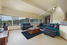 2/5 Endeavour Place Port Macquarie NSW 2444 For Sale - $559,000 bed 3 bath 2 car 2 Property ID: 1P1501 Property Type: Unit Land Size: 347m² approx. Garage: 2 Outgoings Council Rates: $2400 Yearly Features: Built-In Wardrobes Close to Transport Spa Ensuite Water Views OWNERS MOTIVATION HAS CHANGED DON'T MISS THIS ONE! Great pricing and fabulous ocean and rainforest views are offered from this easily maintained townhouse. Complete with high raked ceilings, expansive open plan living and separation of bedrooms providing privacy and allowing ease of living. Pathways and walking trails lead to the historic Lighthouse and follow the coastline along to the Port Macquarie township. Can you imagine gathering sea shells or feeling the sand beneath your feet from this pristine northern section of Lighthouse Beach? This is a great investment for the future for owner occupier or investor with an excellent tenant in place. Council Rates $2,400pa