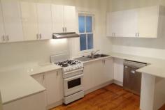 9/11-13 Havelock Avenue Coogee NSW 2034 Conveniently positioned close to public transport, Coogee beach and cafe
precinct, this delightful and recently refurbished apartment features
polished timber floorboards through out, modern kitchen including
dishwasher and caesar stone benchtops, combined lounge/dining area,
sunroom, spacious bedroom with built-ins and ensuite style bathroom with
internal laundry facilities.
Parking permits are also available through the local council.
* Built-in wardrobes
* Caeserstone Kitchen
* Polished Timber Floors
* Open plan living
* Dishwasher
* Close to Schools
* Internal laundry
* Close to Shops
* Study/Sunroom
* Close to Transport
* Gas
Currently leased at $450 per week.