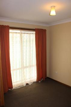 3-21 Incarnie Crescent, Wagga Wagga NSW 2650 Great Investment Or Retirement Opportunity Well maintained unit in a complex of three and strata managed Fantastic location with walking distance to the CBD Offering two bedrooms with built ins Single carport plus a courtyard Potential rental return of $260/week