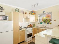 9/115 Oaks Avenue Dee Why NSW 2099 Offers over $450,000 Affordable & 100m to beachfront An envious beachside lifestyle awaits with this great apartment ideally located only one hundred metres from glorious Dee Why beachfront and its trendy cafe strip. This property boasts a spacious living area and large East facing balcony, ideal for entertaining. The original open plan gas kitchen is generous. The property is enhanced by laundry facilities and large lock up garage. With transport, shops and all the conveniences and all amenities associated with the area on your door step. Property Snapshot Property Type: Apartment Aspect Views: East Construction: Double Brick Zoning: RESIDENTIAL Features: Balcony Close to schools Close to Transport Verandah