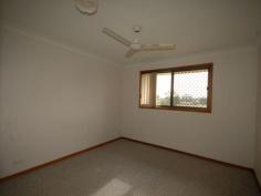5/48 Richardson Street Wingham NSW 2429 $155,000 This brick and tile unit is neat and tidy and in good repair, currently leased at $180 / week to December 2014 making it a low maintenance investment property. Located near a shop and not far from the golf club this unit is at the rear of the complex making it private and quiet.The carport is immediately adjacent to this end unit making it an easy few paces to the front or back door. Read more at http://wingham.ljhooker.com.au/9X1F85#ueTL7gBfDcWEwcqd.99