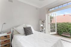 1/6B Fairlight Street Manly NSW 2095 World-Class Lifestyle Location
Relish in the prestigious harbour-side location, only metres to
Manly Cove and all amenities, from this security ground floor
apartment. Well-proportioned and featuring contemporary modern finishes
behind a charming character faade, an immediate sense of space is
achieved with high ornate ceilings and gracious open-plan living areas. The
fully renovated gas kitchen is centrally positioned and boasts stone
bench tops and stainless steel appliances. The bathroom has also been
modernised and includes a bath, glass screens and separate WC. All three
bedrooms are spacious and 2 offer built-in robes. There is also coveted
convenient access to a common garden courtyard area, just perfect for
entertaining and summertime BBQs. Further property features include: Separate office/study Internal laundry facilities plus communal laundry Gas fireplace to living area Stunning dark-stained timber floors Ample storage
