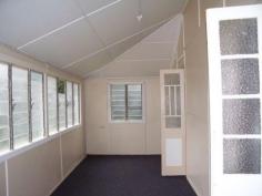 36 Warton St Gayndah Qld 4625 $145,000 2 Bedroom Home + Sleepout & Office * Highset home situated on 743m2 * Returning $180 p/w * 2 Bedroom + Sleepout & Office * Open plan kitchen/dining/lounge * Located only a short stroll to the main street * Car accommodation under the home * Long term contract accepted Property Snapshot Property Type: House Land Area: 743 m2