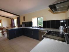 28 Silica Rd Emerald QLD 4720 $379,000 All Roads Lead To Home! Yes! But this one is perfect for those who want acreage, likes Queenslander and rather have plenty of space to spread out on, then he hemmed in on a smaller block in town. Features * 3 Bedrooms * Ensuite * Seperate office * 9 x 7.5m shed * Modern kitchen * New Bathroom * Split system a/c * Large outdoor decking * Sweeping Verandahs * 4000 sqm block Get in quick at this price before someone else does... Property Snapshot Property Type: acreage Construction: Hardiplank Land Area: 4,000 m2 Features: Back to Base Security Monitor Decking Dining Room Dishwasher Garden Shed