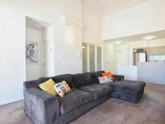 3505/16 Surbiton Court Carindale Qld 4152 $470,000 Negotiable CARINDALE - "CARINDALE AT YOUR DOOR" Top floor and top buying, this 2 bedroom apartment ticks all the boxes. For sheer convenience, this can't be beaten, city style of living in the suburbs. * Ultra modern kitchen with dishwasher * Good sized balcony with great view * Secure undercover parking * Pool, gym and media room * 20 meters to Westfield Carindale and transport at door. Property Snapshot Property Type: Apartment Construction: Brick Features: Pool