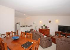 4/119 Freshwater Street Torquay Qld 4655 $260,000 This Wise Investment - Has It All !! Townhouse - Property ID: 739835 - Features 2 bedroom, 1 bathroom - Large Open plan kitchen and dining - Ceiling fans & security screens - Rear yard from Master Bedroom on top level - Just a leisurely stroll to the Beach, Esplanade, Shops, Market etc