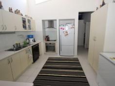 3/16 Campbell Street Torquay Qld 4655 $289,000 Great Opportunity - Beachside Living Looking for an investment property? Well look no further as this is the unit for you. Beachside living at it's best surrounded by shops and restaurants and only metres to the beach. This 2 bedroom unit has been fully renovated and painted throughout with high raked ceilings. The unit is very spacious and in a perfect location with a single carport. This property is currently tenanted which would suit an investor. A must to inspect - call today to arrange a viewing. Property Snapshot Property Type:Unit
