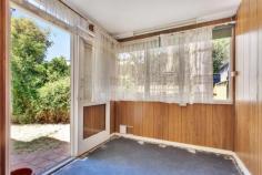 2/4 Balkissoch Road Torrens Park SA 5062 Property Details Guide: Auction: Wed, 4th Mar 2015, 11:00 AM On Site bed 2 bath 1 car 1 Property Overview Property ID: 1P2705 Property Type: Unit Carport: 1 Spacious unit living Under Instructions from Public Trustee Spacious Colonial style unit in the sought after suburb of Torrens Park. This unit has a wonderfully convenient location close to shopping and Cafes at Mitcham Village and local transport. Featuring two bedrooms (main with BIR's), sunroom (or third bedroom), large light filled lounge with polished pine boards, original kitchen and central bathroom. Small private rear courtyard, off street parking for two vehicles (one undercover) and ducted reverse cycle airconditioning complete the picture