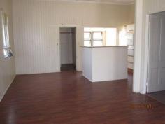 36 Warton St Gayndah Qld 4625 $145,000 2 Bedroom Home + Sleepout & Office * Highset home situated on 743m2 * Returning $180 p/w * 2 Bedroom + Sleepout & Office * Open plan kitchen/dining/lounge * Located only a short stroll to the main street * Car accommodation under the home * Long term contract accepted Property Snapshot Property Type: House Land Area: 743 m2