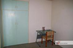 2/2 Ferry Street East Kempsey NSW 2440 Price Guide $129,000 For Sale Don't Blink We recommend you don't take the time to blink as you may miss out on one of the best opportunities available in a long time. Located only a casual walk across the bridge from the CBD of Kempsey this two bedroom unit would be an ideal investment property or a permanent base. The living area has a forever lasting view of the Macleay River which means you will never feel claustrophobic and will have the opportunity to relax at the end of your busy day. Another advantage is the designated carport. Currently leased for $180 per week - no catches, no hidden agendas just a motivated vendor offering a good deal