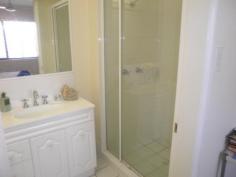 5/10 Portwood Street Redcliffe Qld 4020 325,000 Approx 750 Metres to Beachfront Unit - Property ID: 767851 Be quick for this lovely ground floor unit - modern, spacious, rear unit with private gated courtyard. Internal access to unit from garage, large kitchen, large living areas. So close to bus routes, shopping centres, beach, etc. Tiled throughout, 2 x air conditioners, quiet location, may be possible to park extra vehicle in courtyard area. This style of unit always in demand