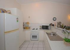 4/119 Freshwater Street Torquay Qld 4655 $260,000 This Wise Investment - Has It All !! Townhouse - Property ID: 739835 - Features 2 bedroom, 1 bathroom - Large Open plan kitchen and dining - Ceiling fans & security screens - Rear yard from Master Bedroom on top level - Just a leisurely stroll to the Beach, Esplanade, Shops, Market etc