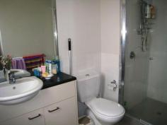48/17-19 Carr Street West Perth WA 6005 $500.00 PER WEEK STILISH APARTMENT IN GREAT LOCATION 2 bedroom 2 bathroom apartment in great, central location. Modern & private complex with swimming pool, gym & games room. Apartment with air conditioning, kitchen with dishwasher, private balcony & so much more. Walking distance to CBD. Air-Conditioning, Built In Robes, Dishwasher, In Ground Pool, Secure Parking, Split System AirCon, Split System Heating PROPERTY DETAILS Price $500.00 Per Week Property Type Residential Property ID 2836221 2 2 1