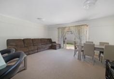 11/2 Highfields Circuit Port Macquarie NSW 2444 Guide Over $295,000 Situated in a very quiet location close to Port Base hospital, Coles Supermarket complex and Medical centre, St Columba Anglican School and the new University currently under construction, this very spacious two bedroom villa represents a great opportunity for both owner occupier or investor. The light and airy living area leads to a manageable rear courtyard and both bedrooms are a very good size. Boasting internal access from the garage and plenty of storage throughout. Property Details Bedrooms 2 Bathrooms 1 Garages 1