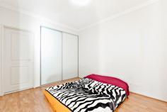 3/1-11 Murray Street Waterloo NSW 2017 Price: $489,000 Great 1st Home or Investment opportunity! In a fantastic convenient location, just footsteps to Moore Park Golf Course and SupaCentre, it's also in close proximity to Dank St and Coles/Aldi shopping plaza this stylish "The Glasshouse apartment" is light-filled throughout. Leased for $450 per week. - Modern kitchen with gas appliances - Living area flowing to a large north-facing balcony - Elegant bathroom - Large bedroom with built-in wardrobe - Internal laundry - Total area approx. 58 sqm - Also walking distance to Coles supermarket, and access to numerous restaurants, cafes and medical centre