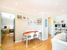 27/46-48 Keira Street, Wollongong, NSW 2500 Offers Above $349,000 Situated on the top floor in a security complex this 2 bedroom apartment boasts features, which are sure to impress. Bright and airy open plan living, floating bamboo flooring, generous kitchen and large bathroom with separate bath and shower. A sunny balcony with views of the escarpment, internal laundry and under building parking adds to the appeal. Conveniently located, close to schools, Wollongong CBD and beaches of Wollongong and a free shuttle bus to the university close by. Currently rented for $320.00.
