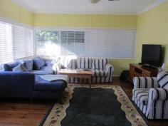 1 Greenbah Road, MOREE, NSW 2400 FOR SALE: $270,000 A fabulous location in West Moree, home not impacted by 2012 flood, vinyl clad on concrete piers, comprising three bedrooms, ensuite, ducted air cooling, kitchen-dining, northern living room with log fire, double lock up garage on rear lane + garden shed, has been leasing at $350.00 per week.