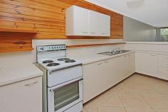1/1 George Bass Drive Batehaven NSW 2536 $239,000 Set only a few hundred metres walk to Batehaven Shops, Corrigan's Beach and just across the way from the high school, this two bedroom townhouse offers single garaging with internal courtyard access, open plan living area and rear courtyard. Freshly painted and with new carpets, similar units in the complex rent for $220 per week. A must to inspect for the investor or those looking for a weekender.