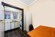 1/2b O'Connor Street, Haberfield, NSW 2045 $499,000 Ideal as an entry level apartment or investment, this unit is a blank canvas presenting a great opportunity to modernise throughout. Offering 2 good sized bedrooms, living room and sunroom with an easterly aspect, gas kitchen with meals area and bathroom with laundry facilities. Character features including high ceilings and timber flooring throughout. Situated in a small security complex of only 6 apartments with no common walls. Just a short stroll to Ashfield Park, transport and shops.