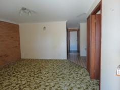 3/36 Pacific Highway Nambucca Heads NSW 2448 $170,000 Investment now - relax later... This level two bedroom unit is now better value than ever. A level walk to shops, cinema and the river, this is an ideal location to invest now and enjoy later. Very tidy and solid with secure property with dual access from both Pacific Hwy and Mumbler Avenue at the rear. Long term owner occupiers in surrounding units in this small complex with reasonable strata fees payable. With the Pacific Hwy by-pass already commenced, this little beauty will have even more reason to shine in the near future.
