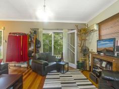 8 Matthews Parade Point Clare NSW 2250 Position And Potential Set on a near level 544sqm corner block this property could be developed further subject to council approval. Charming 3 bedroom cottage featuring high ceilings, polished floors and sun filled living areas. Position plus, being only 100 metres to the waterfront, cycleway and walking distance to rail, bus, local shopping centre and primary school. Currently rented to good tenant in a fixed term expiring September 4, 2015. Fantastic opportunity for the first home buyer or investor. Be quick to inspect. Open house cancelled this Saturday Property Snapshot Property Type: House Land Area: 544 m2