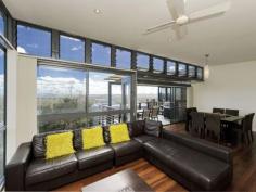 15/26 One Mile Ridge Boat Harbour NSW 2316 $659,000 PEACE & TRANQUILITY Nestled high and over looking stunning One Mile Beach and beyond is this fantastic townhouse. Currently used as a holiday rental and with solid returns the property also makes a wonderful retreat. Phone today to arrange your inspection. Property Snapshot Property Type: Townhouse