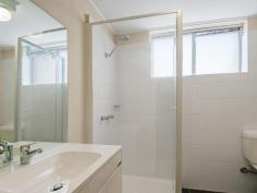 3/7 Sinclair Street Gosford NSW 2250 Offers above $275,000 FULLY RENOVATED INVESTMENT OPPORTUNITY All the hard work is done and this fully renovated unit is ready to be snapped up by an astute purchaser. Featuring a fully renovated kitchen and bathroom with new carpet, paint and electrical work throughout and situated only minutes from Gosford Hospital, Golf club and schools. This property is an ideal investment or first home and will not last long. Strata levies $275.00 per quarter. Property Snapshot Property Type: Unit Construction: Brick Features: Balcony Close to schools Close to Transport Dining Room Lounge