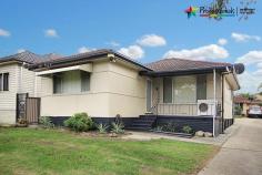 1/136 RAWSON Street Greenacre NSW 2190 PERFECT STARTER! House - Property ID: 785606 Great opportunity to purchase your first home or investment property, this home is simply ready to move right in. Features Include: * 3 bedroom residence * Freshly painted inside * Huge separate lounge room * Nice eat in kitchen with dining area * Updated renovated bathroom * Central handy location * Driveway to lock up garage Will not last, make your enquiry asap. Details: Michael Ristevski: 0414 374 370 ( Top 2% Sales Award Professionals Australia 2014 ) Print Brochure Email Alerts Features Land Size Approx. - 309 m2