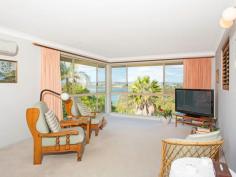 4 Warringa Dr Bilambil Heights NSW 2486 $479,000 Stunning Bay Views - Loads of Space Positioned in a quiet residential estate, this well presented single level home is a must inspect. Original owner/ builders are offering the home for the first time, the quality and space will impress. Features: * Generous open plan living spaces take advantage of the views and aspect * 3 over sized bedrooms, main features ensuite and generous walk-in robe * Loads of storage, separate laundry, main bathroom and separate toilet * Internal access from double lock-up auto garage * Covered deck taking in beautiful water views on offer * The lawns and gardens are well established * Bilambil Heights is a short drive into Tweed Heads and Coolangatta * Inspection will impress