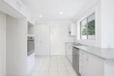 2/110 Jerry Bailey Road Shoalhaven Heads NSW 2535 $430,000 Immaculate 3 bedroom villa located at the river end of Jerry Bailey Rd. New carpet and paint throughout. Spacious open living area. Ensuite plus bathroom. Sunny north facing outdoor area. Auto garage with internal access plus back roller door thru to yard. Ready for you to move straight in. Small modern complex of just 5 villas. Strata $392 per quarter. Property Type Villa Property ID 11756100093 Street Address 2/110 Jerry Bailey Road Suburb Shoalhaven Heads Postcode 2535 Price $430,000