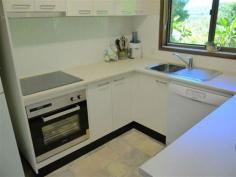 19/31 Fiona St Point Clare NSW 2250 Relaxed-Over 55's-Villa Living. Well positioned 2 bedroom villa, with leafy district views. The home encompasses a modern kitchen and bathroom, open-plan lounge & dining, each bedroom is complete with built-in-wardrobes. Located close to shops, transport and in a quiet, well sought after cul-de-sac. 1 carport space. Council Rates (approx) $1,767 per year. Strata Levies (approx) $463 per quarter.