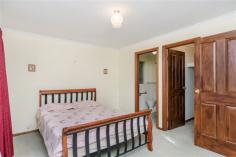 5 Spode Ct Trott Park SA 5158 $549,000 - $579,000 Property Information Open Home Dates: Sunday 14 Jun 2:45 PM - 3:15 PM ***OPEN FOR INSPECTION SUNDAY 14th JUNE 2.45 - 3.15pm*** Disability friendly & set on a generous allotment are these 2 quality homes offering an ideal opportunity for the extended family, elderly parents or guest accommodation. Built in 2002 the main residence offers 3-4 bedrooms, 2 bathrooms & up to 3 living areas. There is ample storage with a walk in robe to the main bedroom & built in robes to bedroom 2 & 3. The main lounge room is at the front of the home with ornate features. The family room has gorgeous timber floors & has bi-fold café glass doors opening onto the enclosed verandah. The kitchen has stainless steel appliances & dishwasher. The self contained granny flat/studio offers 2 bedrooms both with built in robes, 2 living areas a fully equipped kitchen, bathroom & laundry. Externally there is a lock up carport & lock up garage & in addition to the enclosed verandah there is another verandah extending at the rear of the carport which could provide extra undercover parking & there are electric roller shutters to most windows. There are gorgeous views over the hills & the home is nestled in a quiet cul-de-sac. BONUS solar power rebate locked in at 53.8 cents for many years to come. JB = Just Better! Land Size 743 sqm Property Type House