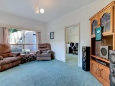 5 Stoneybrook Dr Paradise SA 5075 $490,000 - $500,000 Wow What A Great Offering!! A flexible investment development renovation opportunity, the choice is yours! Situated on 812sqm allotment in poplar location of Paradise only minutes to Thorndon Park and Max Amber Sportsfield. This solid brick basket range home consists of 4 spacious bedrooms, 2 bathrooms, 1 requiring completion. Formal lounge with gas heater and polished jarrah floors. Kitchen meals area with an outlook to the spacious rear yard. Family room with built-in bar plus solar panels save hundreds today on electricity bills. Property Snapshot Property Type: House Construction: Brick Land Area: 812 m2 Features: Close to schools Close to Transport Dining Room Family Room Formal Lounge Polished Timber Floors Storage Workshop