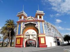 14/74 Carlisle Street St Kilda VIC 3182 $400,000 - 450,000 BUY A LIFESTYLE! Inspect by appointment only. Walk to Acland Street shops, cafes, restaurants and transport at your doorstep. Secure two bedroom apartment on the first floor and situated off the main street giving privacy. Comprising: spacious lounge, separate updated kitchen, bathroom with shower over bath, two spacious bedrooms with built-in robes, secure off street parking with remote gates and much more. PROPERTY DETAILS $400,000 - 450,000 ID: 317791