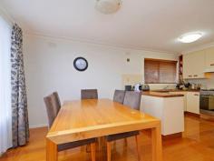7 Catherine Ct Traralgon VIC 3844 Quiet Safe Court *Reserve Under $242,000 *Close to Primary & Secondary Schools *General Store & Footy Ovals. *Popular West End. *Central Heating, & Split System Air. *Double & Single Garages with Power *Double Length Carport. *Adjoins Large Park. *3 Bedrooms. *Open Living.